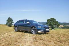 Škoda Superb facelift 2019