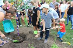 Nadace Partnerství - sázení stromů