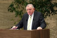 Klaus s Mečiarem po 25 letech ve federálním shromáždění