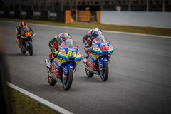 Závodníci třídy Moto3 Jakub Kornfeil a Filip Salač