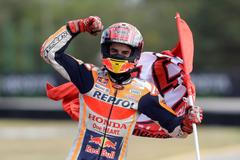 Marc Marquez slaví vítězství v závodu MotoGP ve Velké ceně České republiky 2019