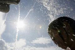 Vedra sužují Japonsko