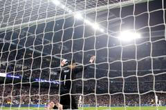 Keylor Navas v zápase Ligy mistrů Real Madrid - Viktoria Plzeň.