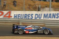 Peugeot 908 během čtyřiadvacetihodinovky v Le Mans 2011