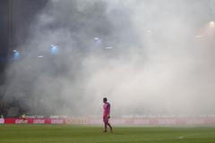 Slavia překonala plzeňskou smůlu a ztrácí se Viktorii v tabulce za dýmovou clonou