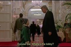 Scéna s Donaldem Trumpem z filmu Sám doma 2: Ztracen v New Yorku, kterou kanadská televize vystřihla