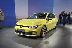 Volkswagen Golf živě