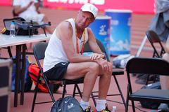 Trenér Alberto Salazar při MS v atletice 2015 v Pekingu