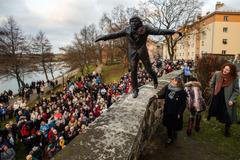 Jiří Hrzán pomník