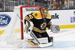 NHL: New Jersey Devils at Boston Bruins