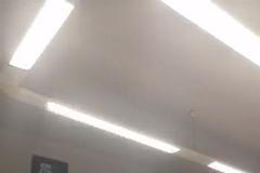 Novotný vytáhl nůž před ruskými reportéry. „Vás nechám žít, Lavrov bude viset“