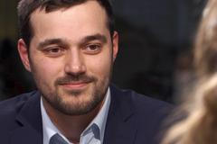 Za krádež banánku v čokoládě několik měsíců vězení? Jsme příliš přísní, míní Drápal