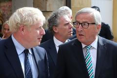 Boris Johnson a Jean-Claude Juncker.