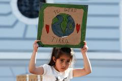 Celosvětové stávky za klima Fridays for Future