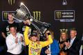 Kyle Buschs slaví titul šampiona NASCAR 2019