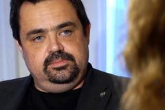 Novotný: Jsem anděl pravdy. Ondráček se choval jako vlastizrádce. A ti by měli viset