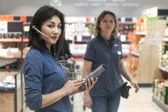 Prodejna Lidl - ilustrační foto, prodavačka, prodej, zboží, zaměstnanec, práce