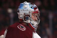 Brankář Colorada Pavel Francouz