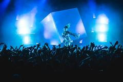 Charli XCX, Roxy, 2019