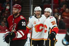 Zac Rinaldo a Michael Frolík