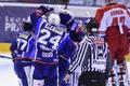 Hokejisté Komety Brno slaví výhru v Olomouci