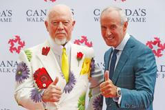 Hokejoví komentátoři Don Cherry a Ron MacLean