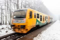 mokrý sníh, sněžení, komplikace v dopravě