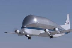 Super Guppy vypadá jako velryba. Nasa ho chce opět použít pro misi na Měsíc