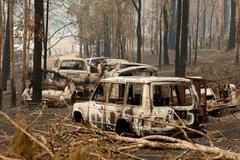 Austrálie požáry, vyhořelá auta