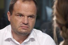 Vedle dominantního premiéra se vládne těžko. Nám to nepomohlo, Česku ano, říká Šmarda