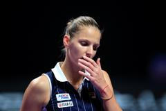 Karolína Plíšková v semifinále Turnaje mistryň 2019 proti Ashleigh Bartyové