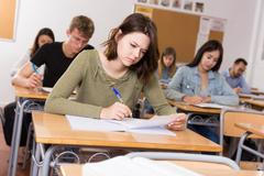 Škola, třída, test, střední škola, gymnázium, gymnazisté, písemka