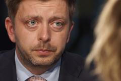 Arenberger musel lhát, zavání to podvodem. Hamáček nás ztrapnil, říká Rakušan