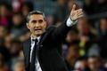 Ernesto Valverde v zápase LM Barcelona - Slavia Praha
