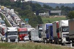 Kolona a dopravní kolaps na D1