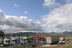 Otevření rozšířené odstavné plochy pro nákladní dopravu na D8 Siřejovice