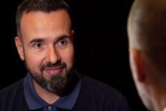 Můžeme stvořit armádu bytostí s ohromnou silou. Vědci si hrají na bohy, varuje Adam