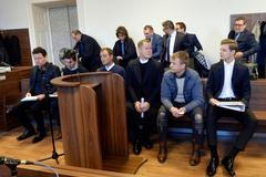 Obvinění zaměstnanci gayklubu