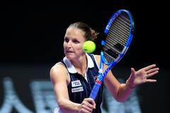 Karolína Plíšková v semifinále Turnaje mistryň 2019 proti Ashleigh Bartyové