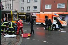 Essen-nehoda na tramvajové zastávce