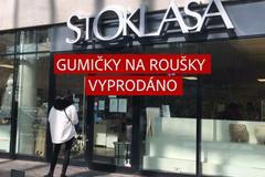 Už nemáme co prodávat. Nápor na pražské galanterie ustal