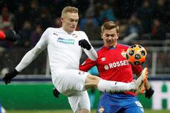 fotbal, Liga mistrů 2018/2019, CSKA Moskva - Plzeň, Roman Procházka a Fjodor Čalov