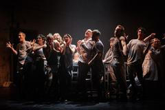 Cirk La Putyka: Family