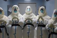 Virus nevirus. Sestry z Wu-Chanu přejí všem šťastný čínský Nový rok