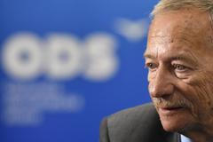 Jednorázové použití / Jaroslav Kubera / ČTK