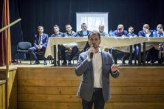 Mítink Igora Matoviče ve městě Nové Zámky.