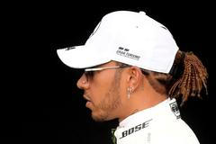 Pilot Mercedesu Lewis Hamilton v dějišti Velké ceny Austrálie F1 v Melbourne.