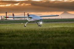 V Radotíně vyrábějí drony za miliony: Říkám jim létající traktory, líčí Semetkovský