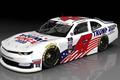 Joe Nemechek bude pilotovat v závodě nižší série NASCAR v Daytoně v barvách předvolební kampaně Donalda Trumpa