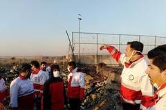 U Teheránu se zřítil ukrajinský letoun Boeing 737 s nejméně 160 lidmi na palubě